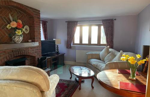 Hardy View Farm House - Photo 25