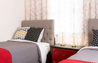 Private Modern 1st Flr 3 Bed Apt Close to Downtown - Foto 30