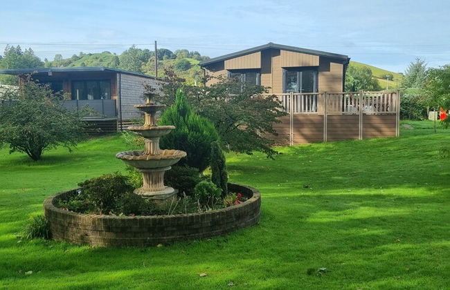 Stunning 1 Bedroom Lodge - Photo 16