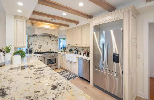 Stradella Spanish - Contemporary Mediterranean Estate w/ Resort-style Yard - Photo 20