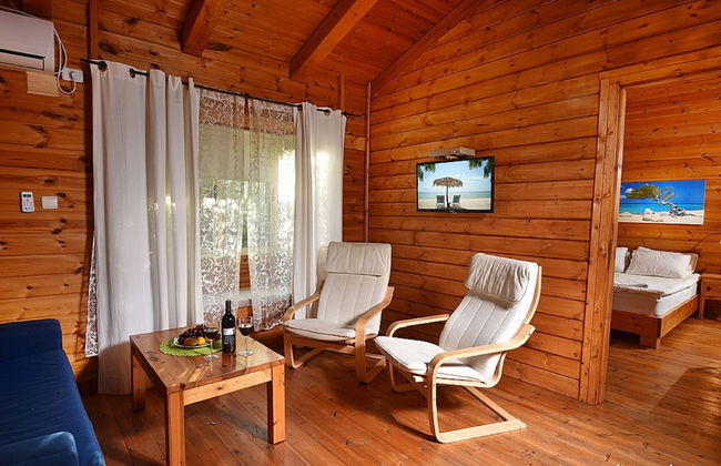 Maya Cabins - Photo 7