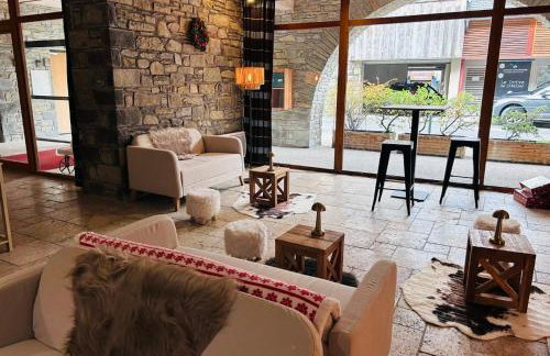 Appartements - PISCINE INTÉRIEURE Sauna - PARKING Privé Étage 1 - Centre Village - Résidence Cami Réal - avec LINGE et MÉNAGE de fin de Séjour Compris - Foto 30