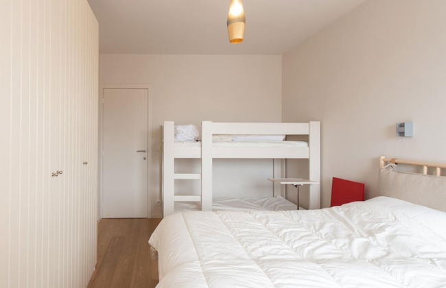 Beautiful Apartment With sea View - Photo 3