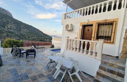 Maryvilla Zohra - Photo 33