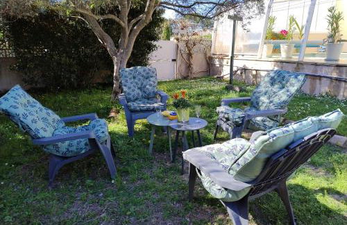 Gites l’Olivier avec piscine - Foto 26