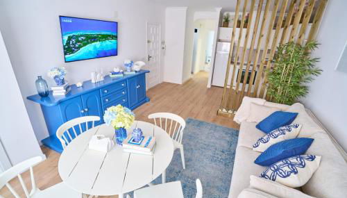 Beautiful NEW Apartment Near The Beach - Photo 2