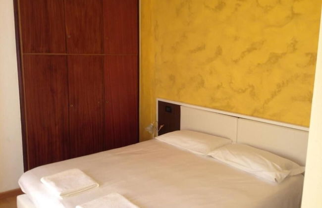 De La Tour - Photo 11