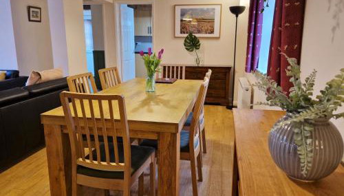 Barnyard Cottage - Photo 5