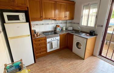 Oasis en la playa con piscina - Foto 29