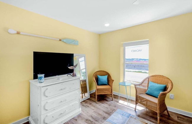 Boathouse - Photo 53