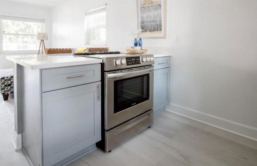 Walk Everywhere! 1-Bedroom Gem in Downtown Hub - Foto 9