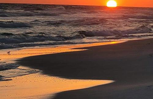 Romantic Beachfront Sunsets - Foto 2