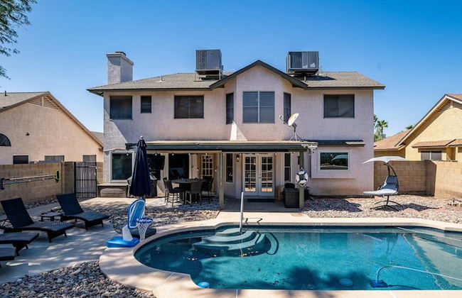 North Phoenix 4 Bdrm Vacation Home W/pool & Games! - Foto 16