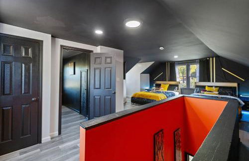 Dark House With HotTub TV in Rooms - Foto 11