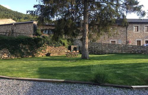 Cal Barné, acogedor alojamiento con jardín en Das - Foto 6