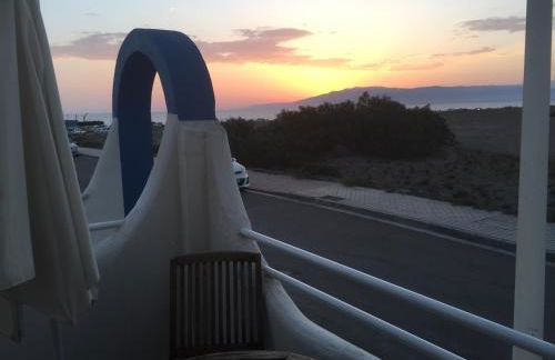 Villa Rocio, 1ª línea playa y Parque Natural - planta baja - Foto 2