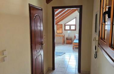 Cedar House a Greek treasure - Foto 28