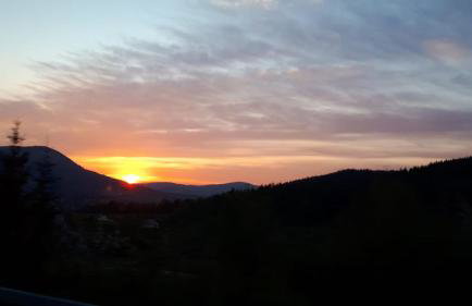 Domek z widokiem na jezioro Rożnowskie - Foto 31