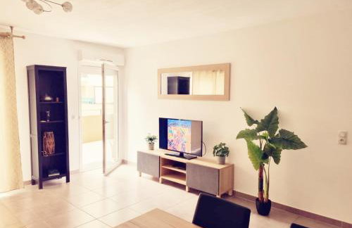 Grand appartement avec garage et terrasse - Photo 9