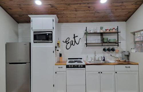 Little Blue Charming Lakefront - Foto 1