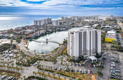 Gulf-View Retreat w/ Private Beach in Destin! - Foto 2