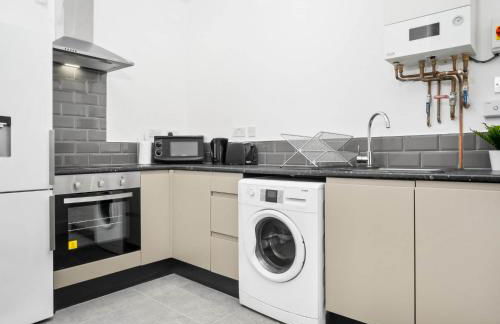 Modern Apartment - Street Parking - Wi-Fi Netflix 49AGH - Foto 5