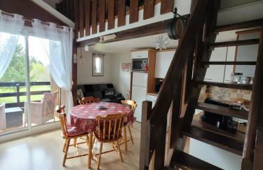 LE CHALET des 3 Sapins, Superbe Duplex Montagnard avec balcon, au calme - Les Rousses, Draps inclus & Parking gratuit - Foto 10