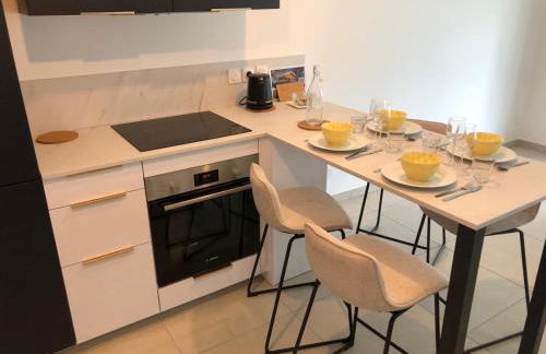 T2 - 1 ch - Garage privé - Balcon - 15 min du lac - Photo 6