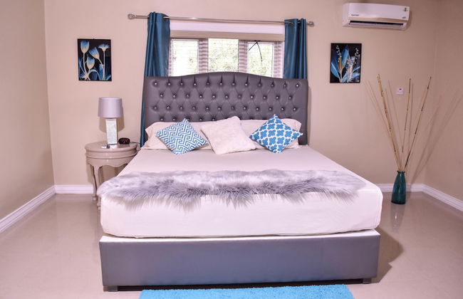 Executive Arcadia Luxury Guest Apartment - Photo 52