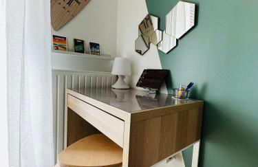 La Forêt des Pins - Free Check-In - Wifi - Parking Privé - Netflix - Draps & Serviettes inclus - Foto 30