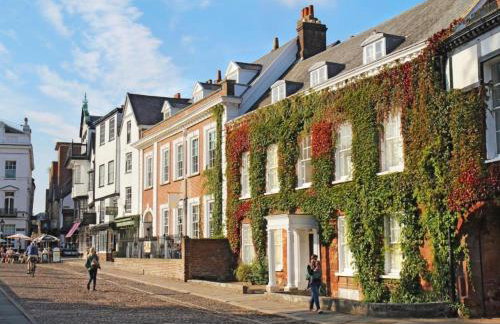 Newly Refurbished City Centre House With Parking - Foto 18