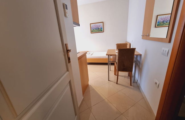 Thoma's K Studios - Photo 31