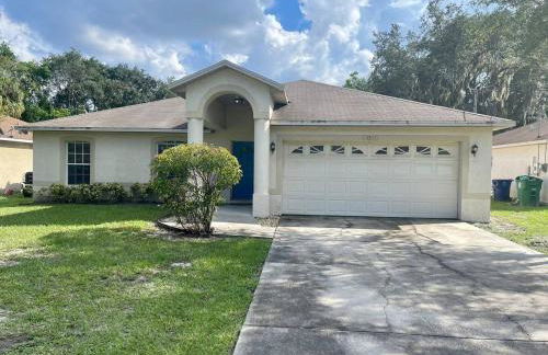 Room 3 - Cozy Queen (Shared Bathroom) - Foto 11