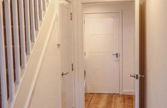 Beautifully Fab 3 bedroom 4 beds New home 8 guests Stretford Trafford - Foto 24