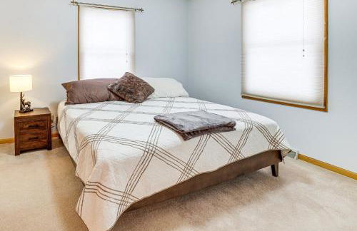 Ski, Hike and Ride On-Site 80-Acre Retreat in Boon - Foto 12