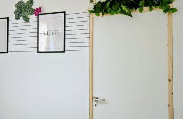 Villa Oasis - Love Room avec Spa Privatif, Massages & Autres Appartements Standards à thèmes sans spa - Foto 3