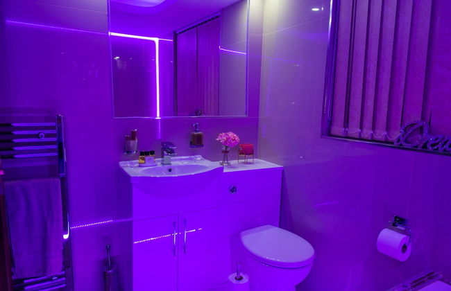 Aphrodite Suites Huddersfield - Foto 73