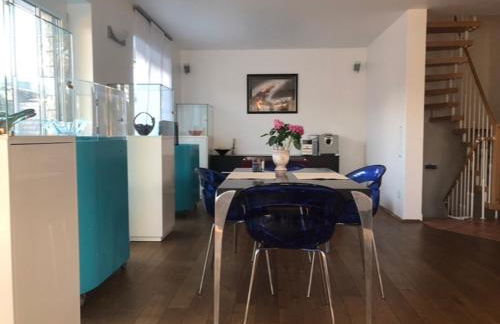 Modernes 4-Zimmer Haus, nahe Messe Düsseldorf (15 min. Internat. Airport) - Foto 2