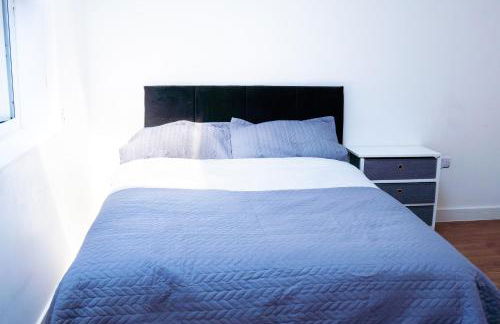 Cleave House - Contractor, Corporate & Leisure - Chic & Stylish - Sleeps 6 - Photo 13