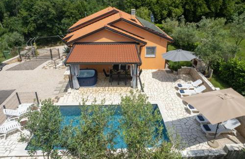 Holiday Home Villa Pendolina mit privatem Pool und Jacuzzi by Interhome - Foto 68