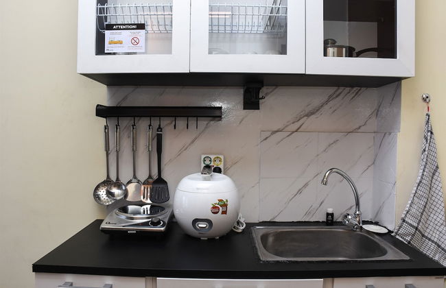 Nice And Cozy Studio At Tifolia Apartment - Photo 5