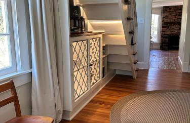 Newly Renovated Carriage House - Foto 34