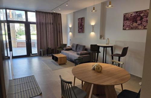 Karatza's suite 2 - Photo 1