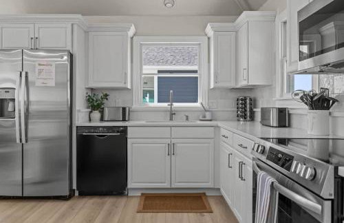 Blue Moon - LUX Oceanfront Pool Hot Tub Theater - Photo 20