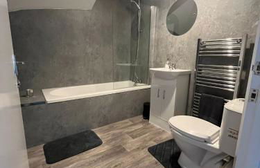 The M Rooms at 144 - Photo 13