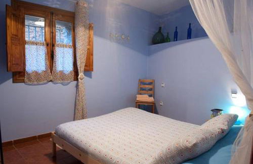 Charming House in Robledillo de Gata with Fireplace and Terrace - Foto 7