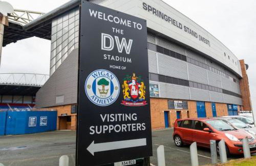 Stylish 3 Bedroom House Only 5 Mins From M6/m58 - Foto 69