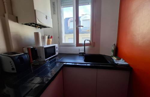 F2 cosy aux portes de Paris - 6 min de RER de Paris Gare de Lyon - Foto 18