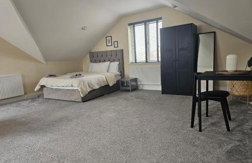 1 Bed Loft - Sleeps 2 - Parking - Wifi - Foto 1