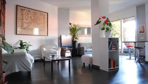 Moms Lakehouse - Foto 1